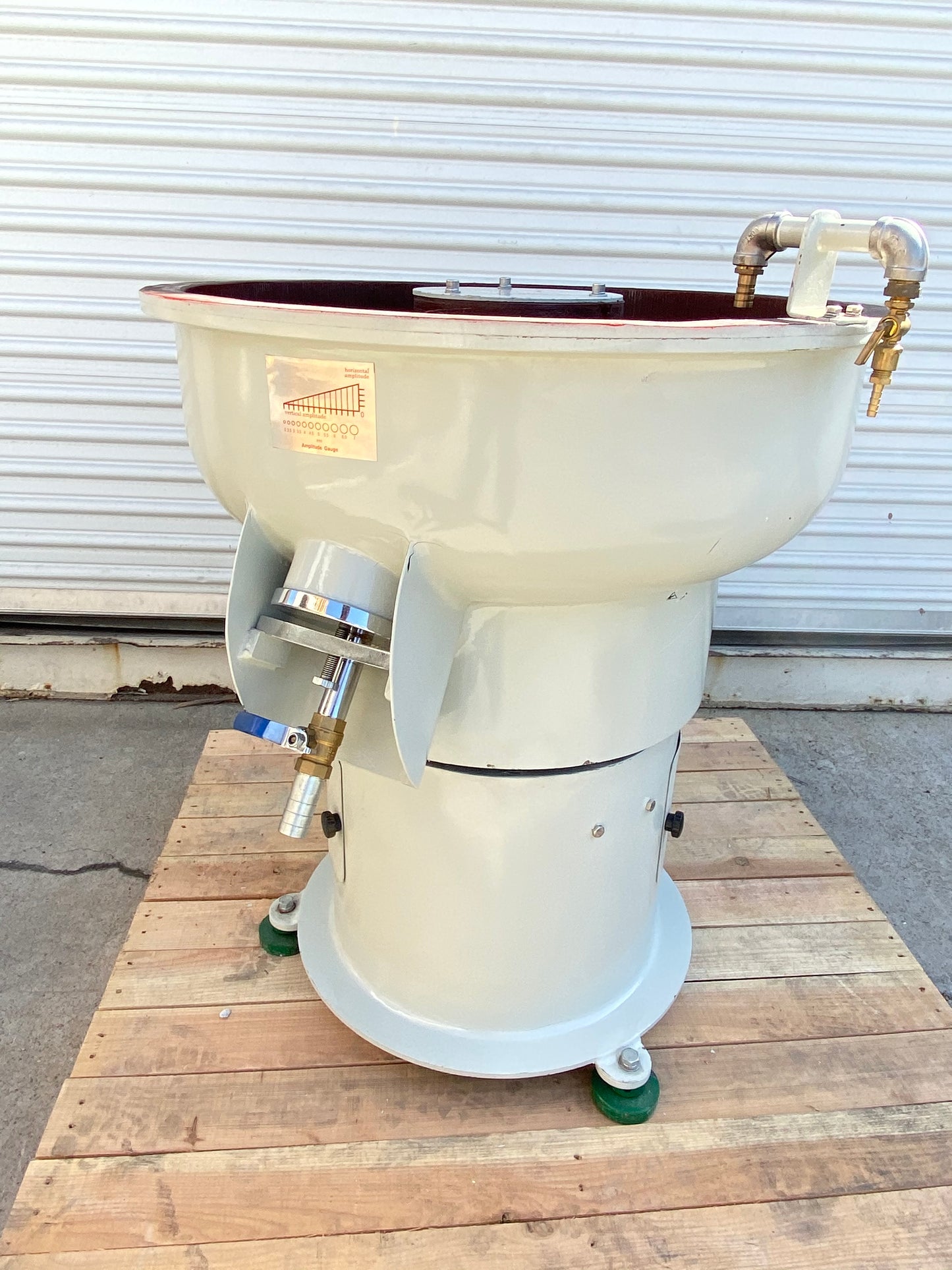 Vibratory Finishing Bowl Machine, U-shape bowl